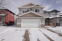 13 Southbridge Crescent Calmar, AB T0C 0V0