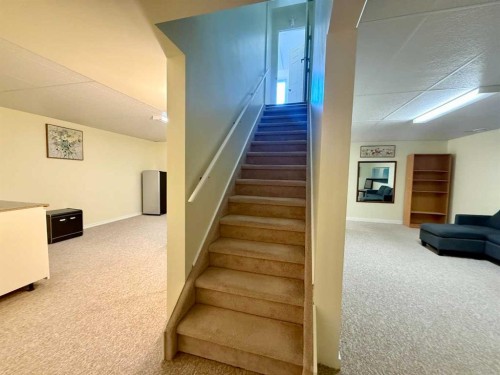 2837 12 Avenue, Wainwright, AB - Indoor Photo Showing Other Room