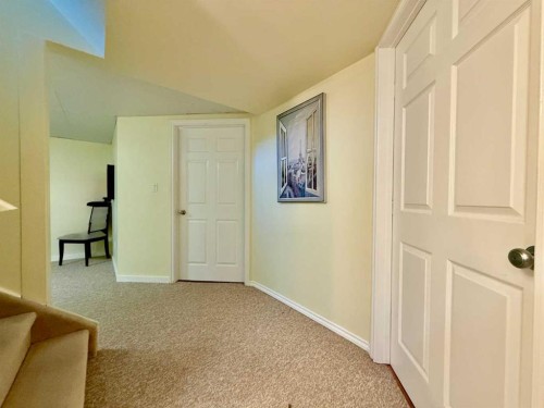 2837 12 Avenue, Wainwright, AB - Indoor Photo Showing Other Room