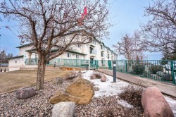 306-5120 51 Avenue Vermilion, AB T9X 1E4