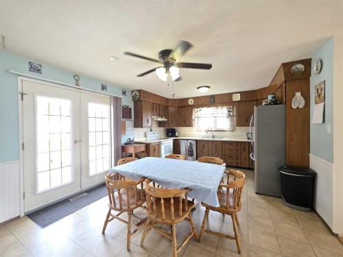 5208 54 Avenue, Edgerton, AB - Indoor