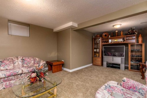 4002 60 Avenue, Lloydminster, AB - Indoor
