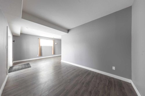 Ab-4810 50 Avenue, Kitscoty, AB - Indoor Photo Showing Other Room