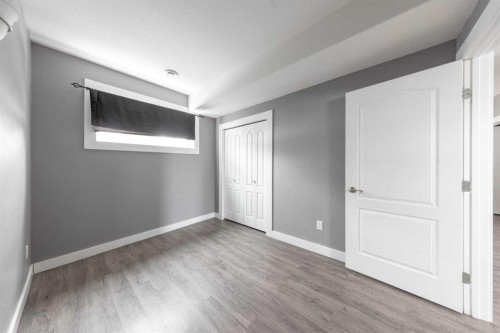 Ab-4810 50 Avenue, Kitscoty, AB - Indoor Photo Showing Other Room