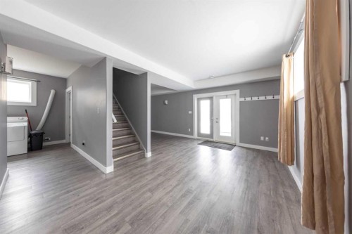 Ab-4810 50 Avenue, Kitscoty, AB - Indoor Photo Showing Other Room