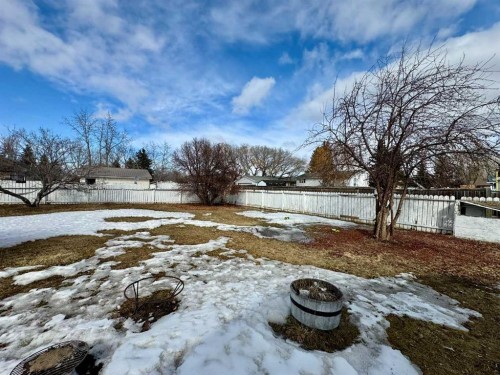 1105 15 Street, Wainwright, AB - Outdoor