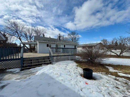 1105 15 Street, Wainwright, AB - Outdoor With Deck Patio Veranda