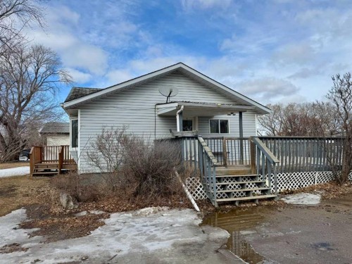 1105 15 Street, Wainwright, AB - Outdoor With Deck Patio Veranda