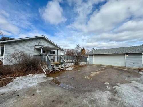 1105 15 Street, Wainwright, AB - Outdoor