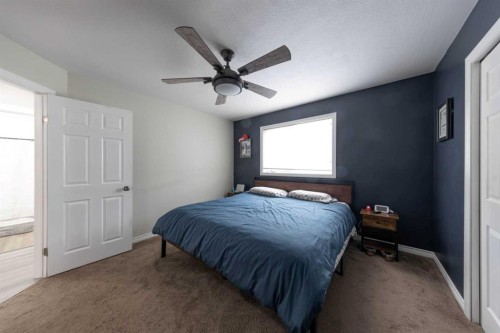 2611 43 Avenue, Lloydminster, SK - Indoor Photo Showing Bedroom