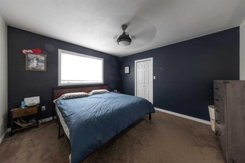 2611 43 Avenue, Lloydminster, SK - Indoor Photo Showing Bedroom