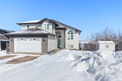 102 Hill Avenue Greenstreet, SK S0M 0W0