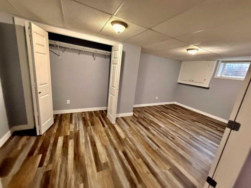 2827 12 Avenue, Wainwright, AB - Indoor Photo Showing Other Room