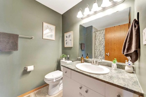 3403 60 Avenue, Lloydminster, AB - Indoor Photo Showing Bathroom