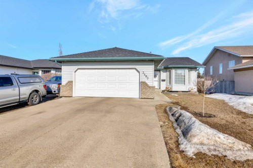 3403 60 Avenue, Lloydminster, AB - Outdoor