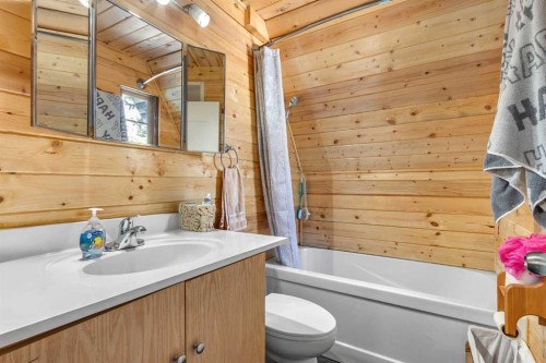 1447 Lakeview Drive, Turtle Lake, SK - Indoor Photo Showing Bathroom