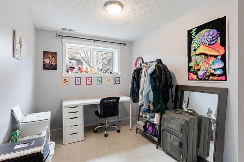 2713 47 Avenue, Lloydminster, SK - Indoor