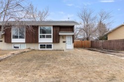 2713 47 Avenue Lloydminster, SK S9V 1H3