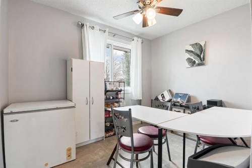 2713 47 Avenue, Lloydminster, SK - Indoor