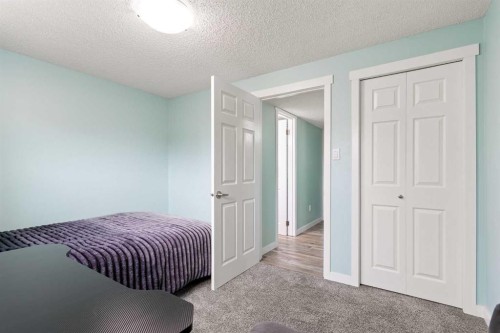 2725 47 Avenue, Lloydminster, SK - Indoor Photo Showing Bedroom