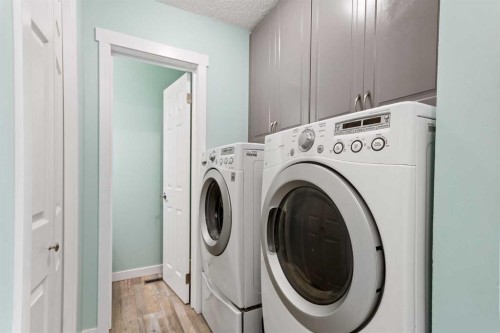 2725 47 Avenue, Lloydminster, SK - Indoor Photo Showing Laundry Room