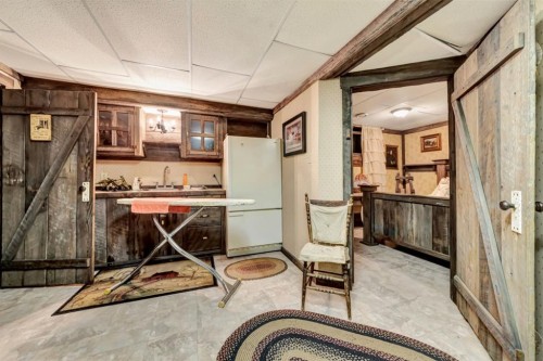 3002 67 Avenue, Lloydminster, AB - Indoor