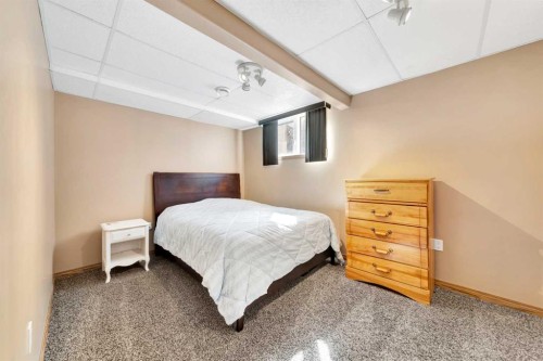 3308 63 Avenue, Lloydminster, AB - Indoor Photo Showing Bedroom