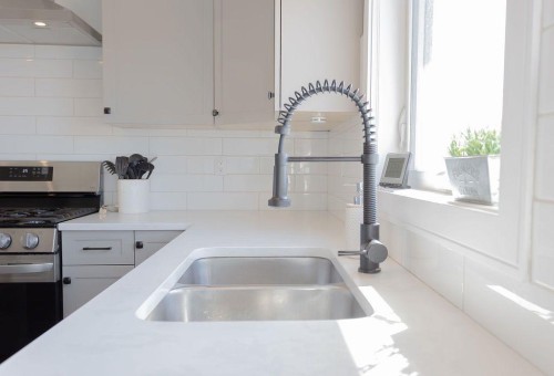 514 24 Street, Wainwright, AB - Indoor Photo Showing Kitchen With Double Sink
