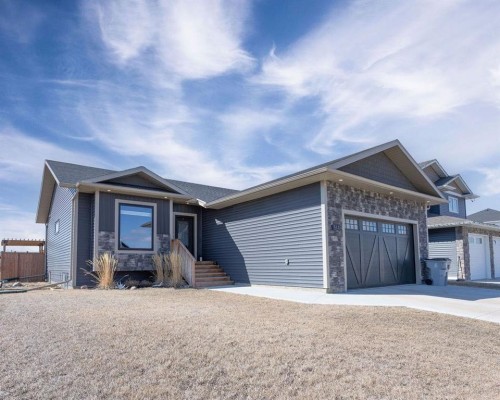 514 24 Street, Wainwright, AB - Outdoor