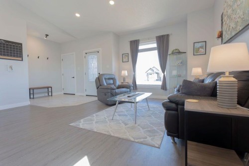 514 24 Street, Wainwright, AB - Indoor Photo Showing Living Room