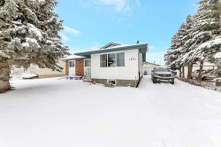 3803 57 Avenue Lloydminster, AB T9V 1Z5