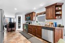 5302B 14 Street, Lloydminster, AB  - Indoor Photo Showing Kitchen 