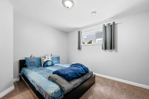 5302B 14 Street, Lloydminster, AB - Indoor Photo Showing Bedroom