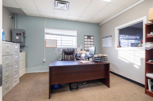 2711 50 Avenue, Lloydminster, SK 