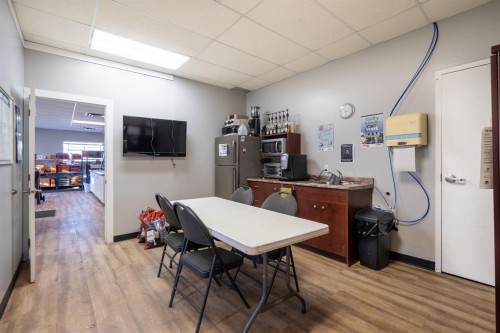 2711 50 Avenue, Lloydminster, SK 