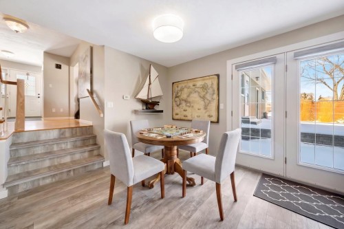 810 10 Avenue, Wainwright, AB - Indoor Photo Showing Dining Room