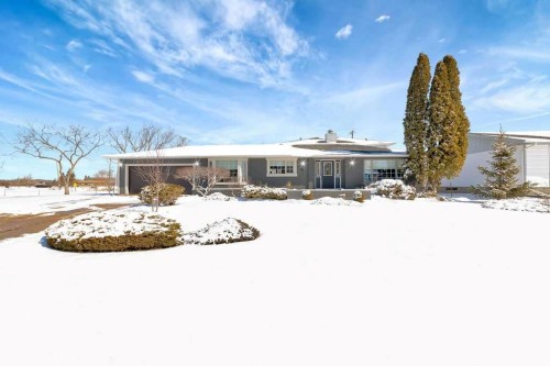 810 10 Avenue, Wainwright, AB - Outdoor