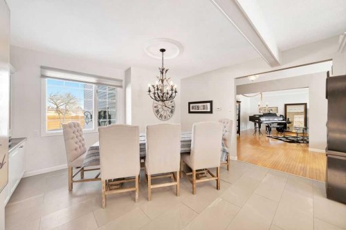 810 10 Avenue, Wainwright, AB - Indoor Photo Showing Dining Room
