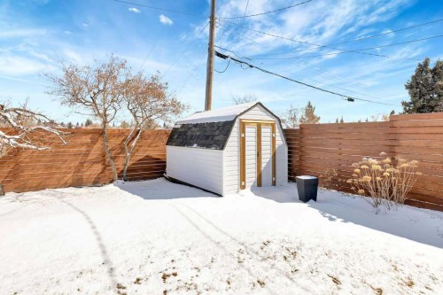 810 10 Avenue, Wainwright, AB - Outdoor