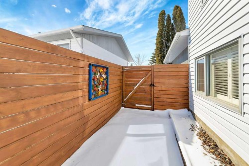 810 10 Avenue, Wainwright, AB - Outdoor With Exterior