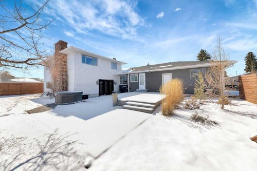 810 10 Avenue, Wainwright, AB - Outdoor