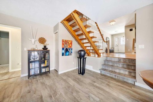 810 10 Avenue, Wainwright, AB - Indoor Photo Showing Other Room