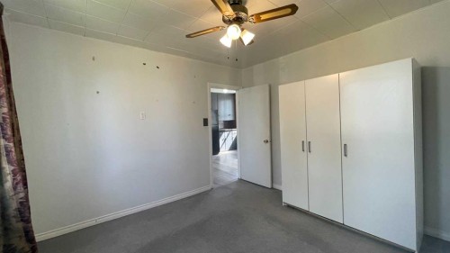 709 7 Avenue, Wainwright, AB - Indoor Photo Showing Other Room