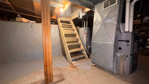 1209 5 Avenue, Wainwright, AB - Indoor Photo Showing Basement