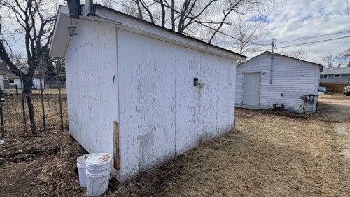 1209 5 Avenue, Wainwright, AB - Outdoor