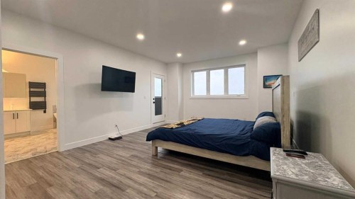 451043 Rng Rd 65, Wainwright, AB - Indoor Photo Showing Bedroom