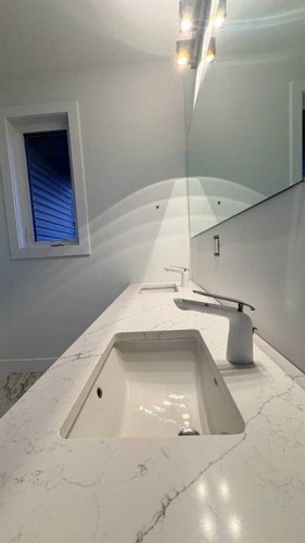 451043 Rng Rd 65, Wainwright, AB - Indoor