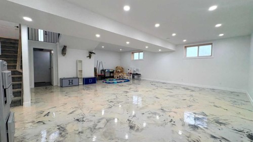 451043 Rng Rd 65, Wainwright, AB - Indoor