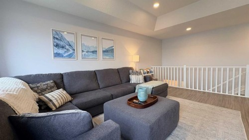 2515 6 Avenue, Wainwright, AB - Indoor Photo Showing Living Room