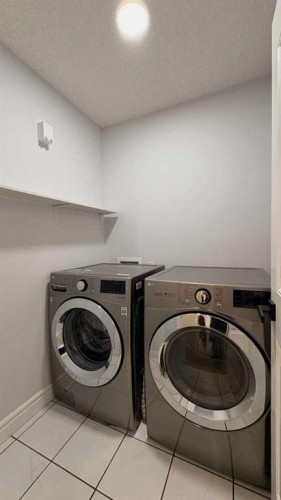 2515 6 Avenue, Wainwright, AB - Indoor Photo Showing Laundry Room